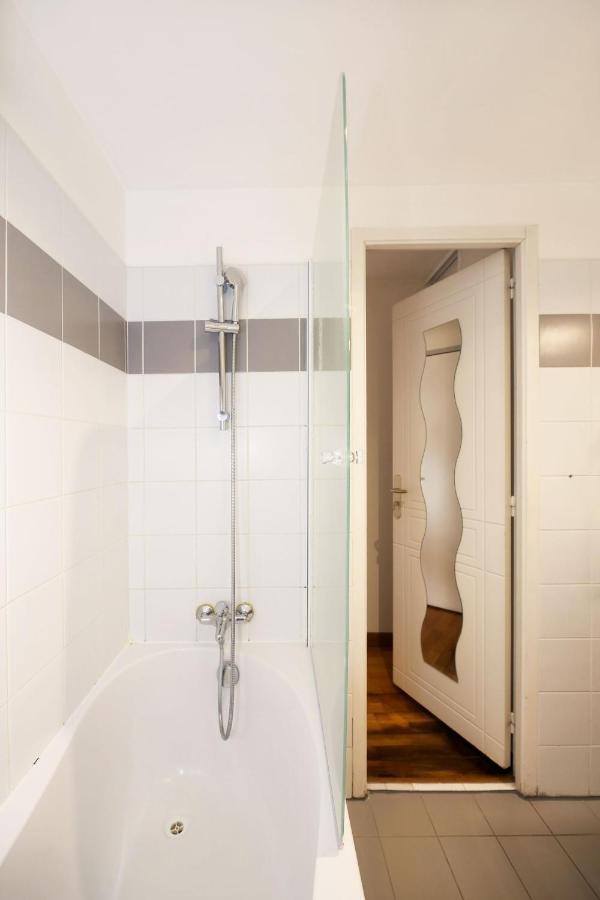 502- Studio De Charme Dans Quartier Anime 5 Appartement